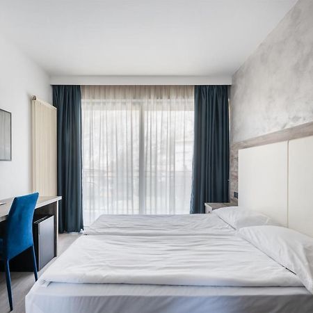 Hotel De Nac Torbole Sul Garda Buitenkant foto