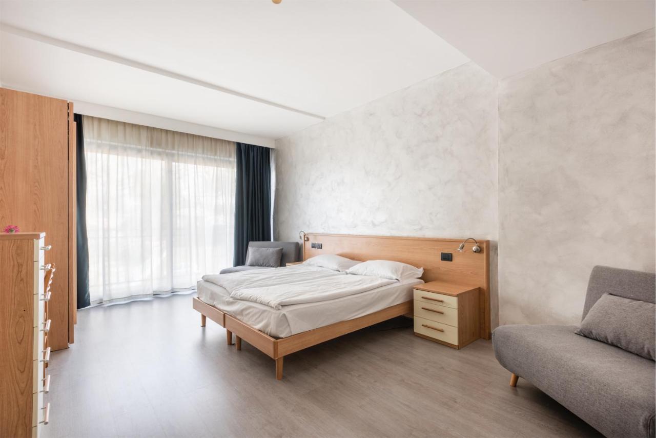 Hotel De Nac Torbole Sul Garda Buitenkant foto
