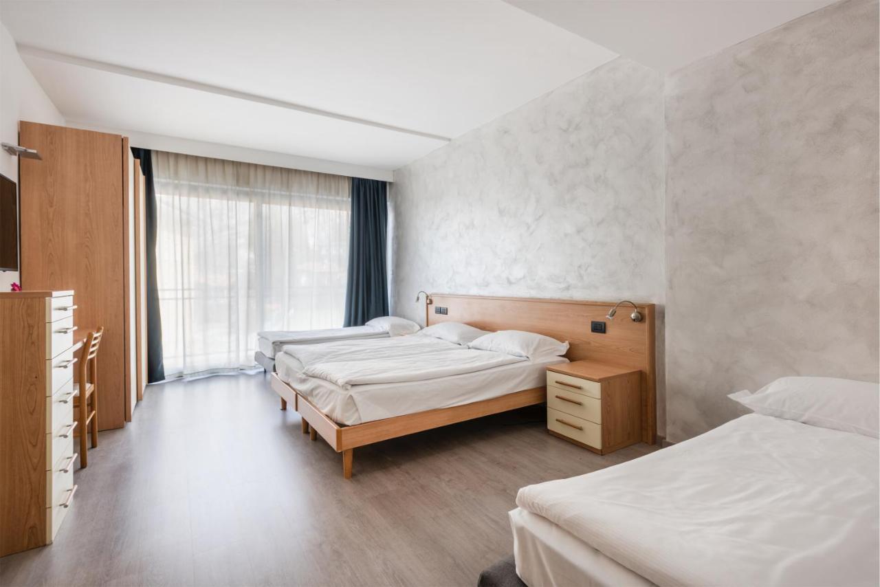Hotel De Nac Torbole Sul Garda Buitenkant foto