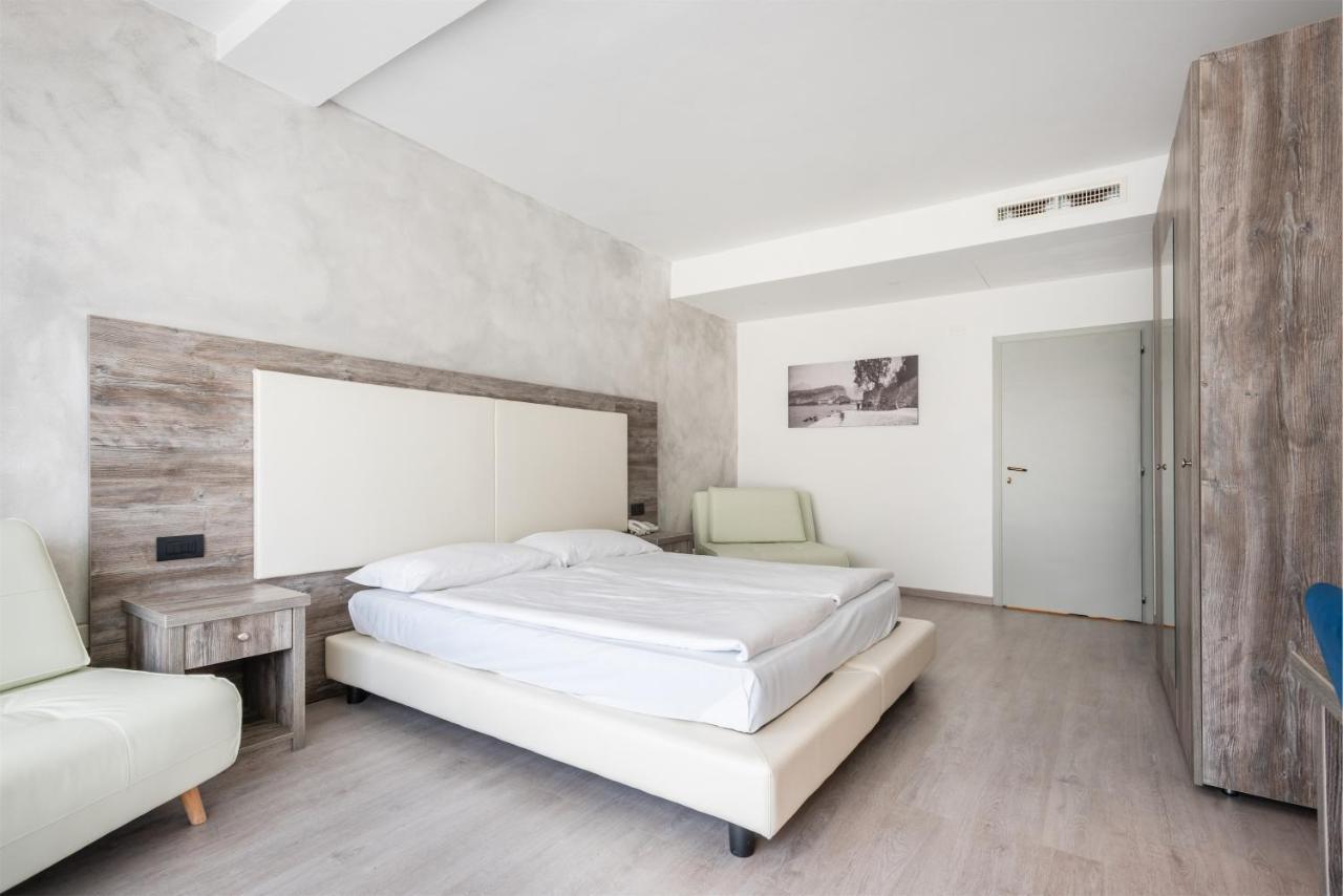 Hotel De Nac Torbole Sul Garda Buitenkant foto