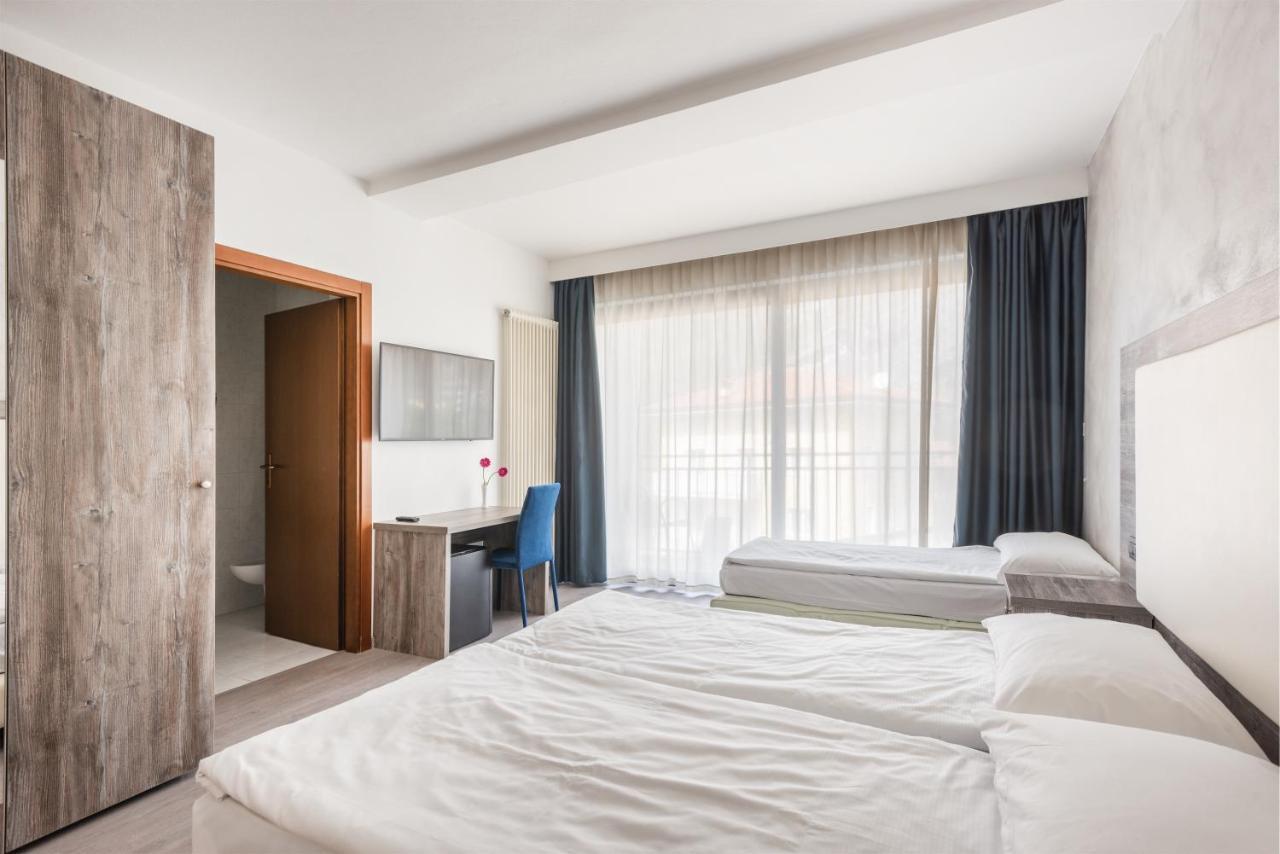 Hotel De Nac Torbole Sul Garda Buitenkant foto